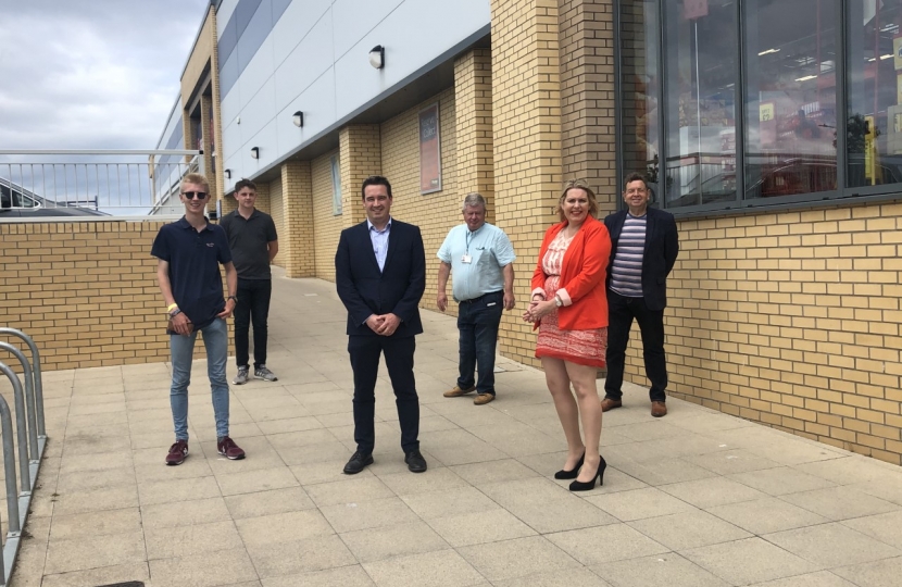 UK Employment Minister visits Rhyl