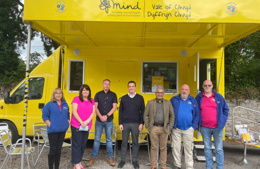 MP commends mobile service providing mental health support across Denbighshire