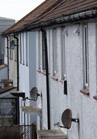 Call for UK Government support for landlords and renters to be replicated in Wales