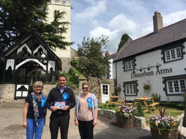 Booming August for Vale of Clwyd pubs and restaurants thanks to ‘Eat Out to Help Out Scheme’ 