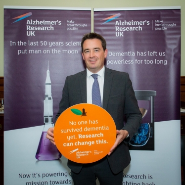 MP joins Alzheimer’s Research UK to support dementia research